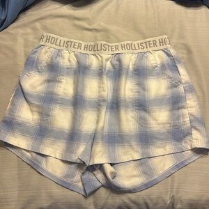 Hollister Sleep Shorts
Blue and white
Large